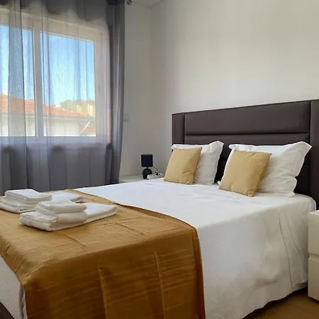 Estrela Do Norte 3 - Com Tres Quartos Apartamento *