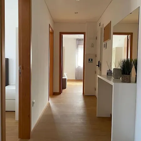 Estrela Do Norte 3 - Com Tres Quartos * Porto